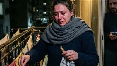 لما شفت مراتي واقفة في بلكونة بيتنا